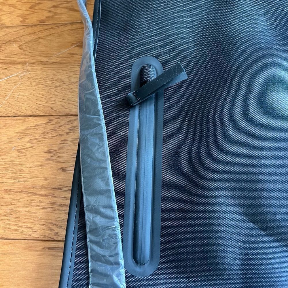 NWT Rains Waterproof Backpack - Picture 7 of 10